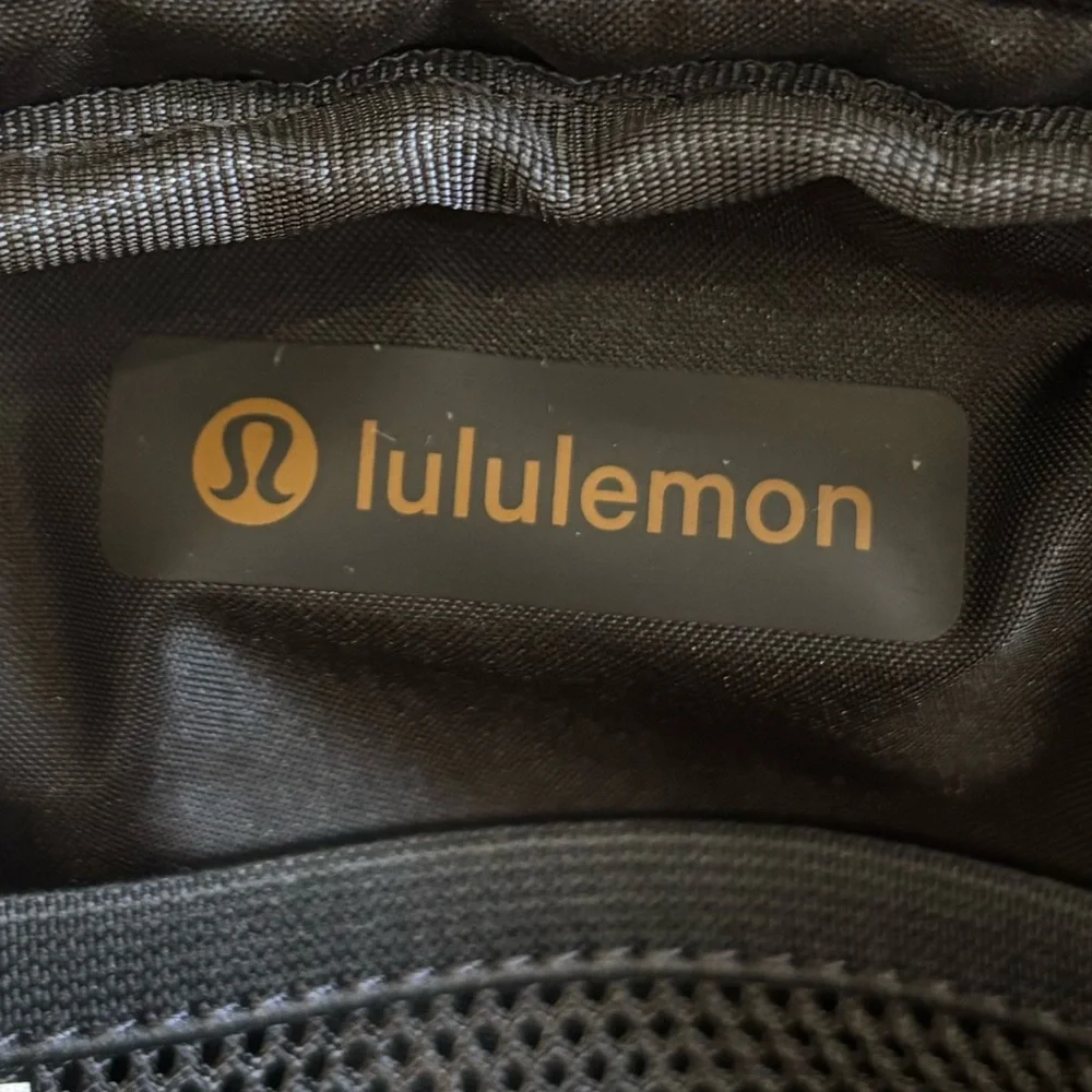 NWT Lululemon Everywhere Belt Bag Leopardo Shift Midi Desert Khaki/Night Brown - Picture 8 of 11